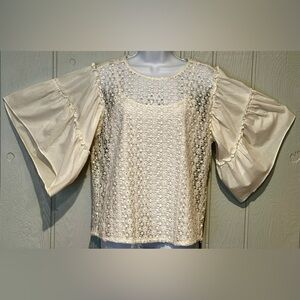 Chic Cream Lace Blouse with Puff Sleeves